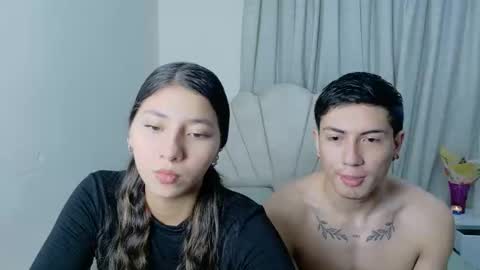 Snapshot of scarlettandlucas chatting on May 28, 11:46 pm Scarlett and Lucas online show from May 28, 11:46 pm