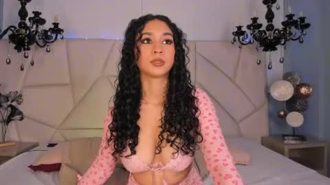 Scarlett Fever online show from April 15, 8:09 pm