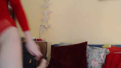 Scarlett online show from January 3, 3:33 pm