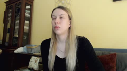 Scarlett online show from February 2, 4:11 pm