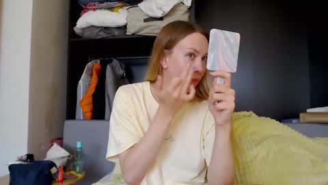 Scarlett online show from September 17, 11:01 am