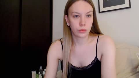 Scarlett online show from November 27, 1:35 pm