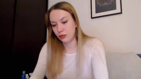 Snapshot of scarlettford chatting on January 8, 7:05 pm Scarlett online show from January 8, 7:05 pm