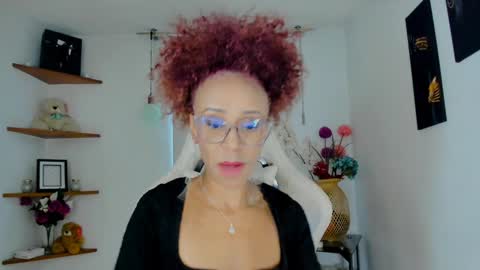 Scarlett online show from December 31, 10:45 pm