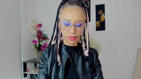 Scarlett online show from February 6, 10:10 pm