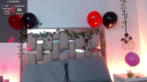 Scarlet online show from October 31, 11:55 am