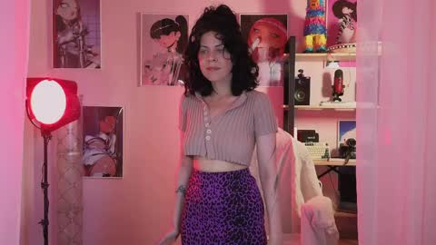 Snapshot of scarletttesecret chatting on May 31, 6:09 pm scarletttesecret online show from May 31, 6:09 pm