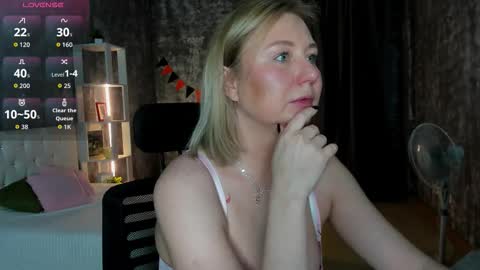 Samanta online show from December 2, 1:33 am