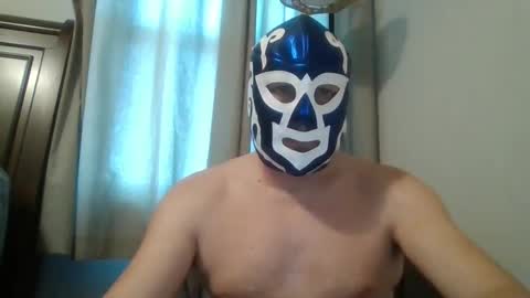 Snapshot of scguy81 chatting on December 21, 2:37 pm SCGuy1981 online show from December 21, 2:37 pm