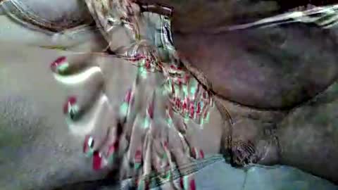 Snapshot of schatzle chatting on January 11, 12:33 am schatzle online show from January 11, 12:33 am