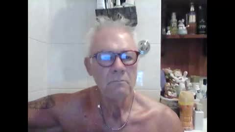 schizzodoro online show from September 22, 3:19 am