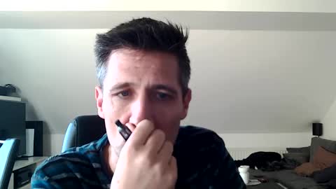 Snapshot of schnuckigeil chatting on January 21, 2:37 pm Dildomen online show from January 21, 2:37 pm