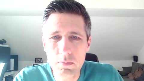 Snapshot of schnuckigeil chatting on January 31, 11:35 am Dildomen online show from January 31, 11:35 am