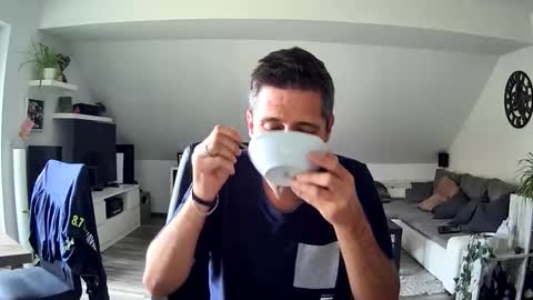 Snapshot of schnuckigeil chatting on September 12, 10:37 am Dildomen online show from September 12, 10:37 am