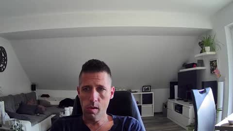 Snapshot of schnuckigeil chatting on October 1, 10:21 am Dildomen online show from October 1, 10:21 am