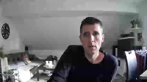 Snapshot of schnuckigeil chatting on October 30, 8:27 am Dildomen online show from October 30, 8:27 am