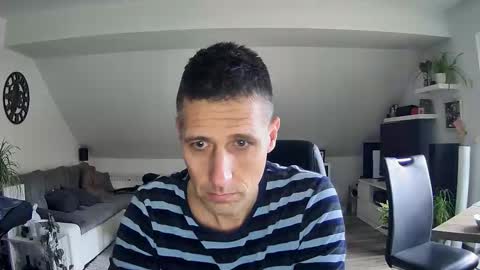 Snapshot of schnuckigeil chatting on January 15, 11:26 am Dildomen online show from January 15, 11:26 am