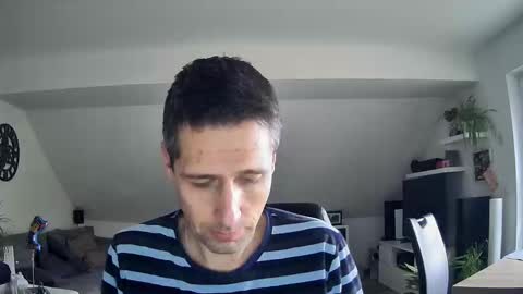 Snapshot of schnuckigeil chatting on February 23, 12:46 pm Dildomen online show from February 23, 12:46 pm