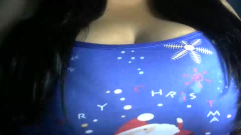 mai latina online show from November 28, 2:36 am