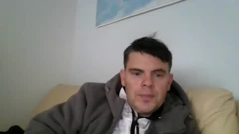 schosch01 online show from October 7, 10:23 am