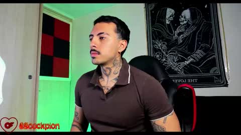 Snapshot of scockpion_ chatting on October 10, 8:35 am Alejandro help me to reach 200 thumps up online show from October 10, 8:35 am