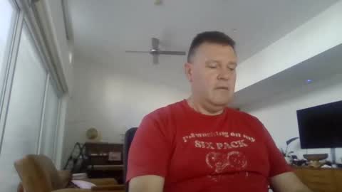 Snapshot of scoobs71 chatting on February 21, 9:13 am Scoobs online show from February 21, 9:13 am