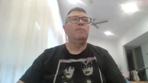 Scoobs online show from April 14, 8:09 am