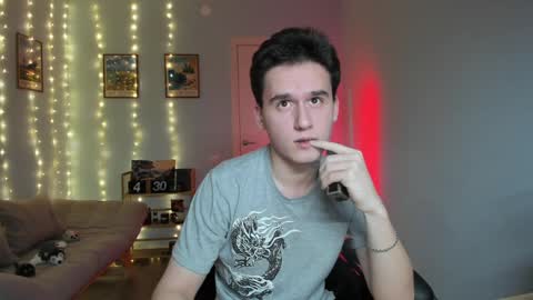 Snapshot of scooby_r chatting on December 16, 2:16 pm Thomas brunette and Alex blond online show from December 16, 2:16 pm