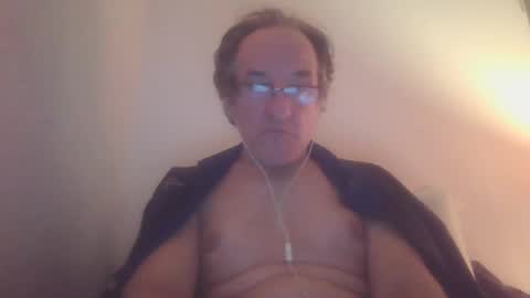 scotchwhieskie online show from December 16, 11:50 pm