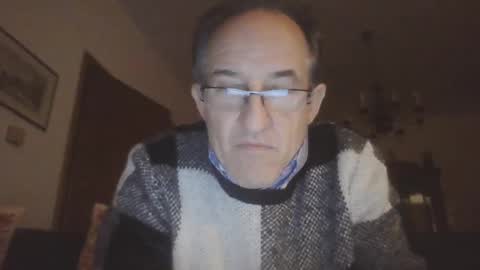 scotchwhieskie online show from December 25, 11:42 pm