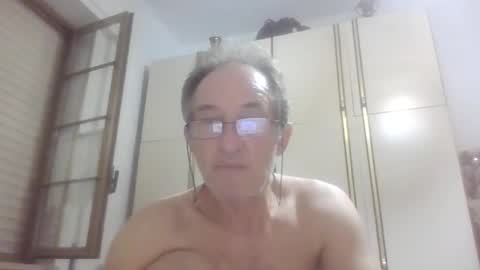 scotchwhieskie online show from September 11, 6:52 pm