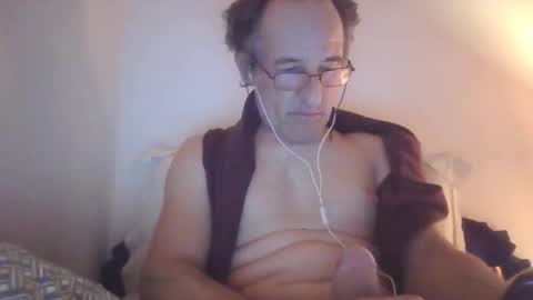 scotchwhieskie online show from October 25, 10:59 pm