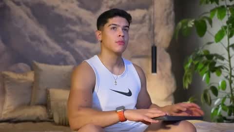 Andrew Flintt online show from March 20, 3:22 am