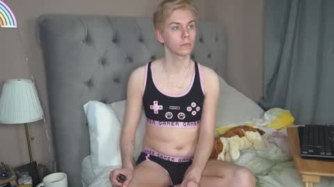 danny online show from April 16, 9:15 pm