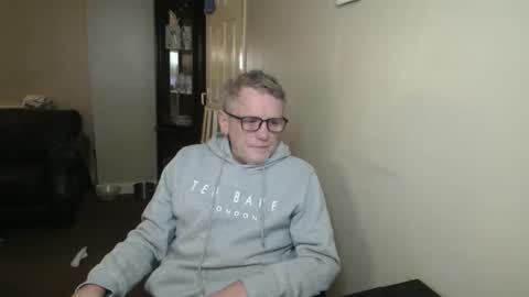 James online show from October 28, 7:27 pm