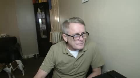 James online show from October 31, 4:41 pm