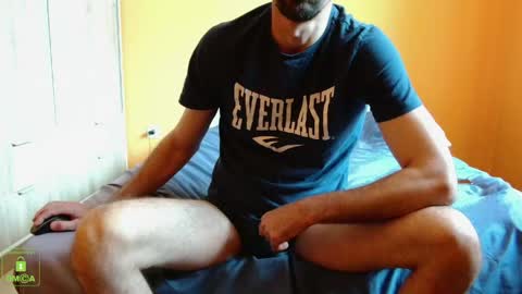Snapshot of scotty_98 chatting on May 24, 1:16 pm scotty_98 online show from May 24, 1:16 pm