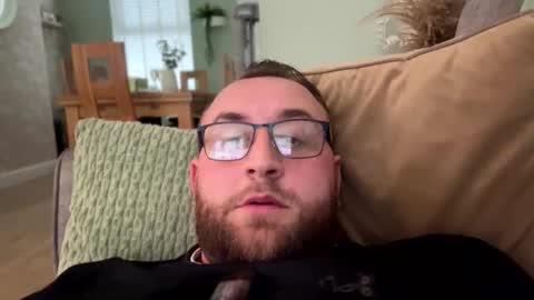 StraightScouse online show from February 21, 3:13 pm