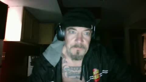 screwnutandbolte online show from December 15, 11:36 am