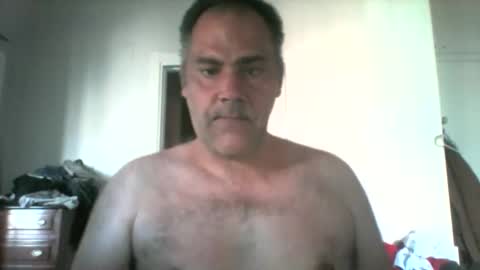 Snapshot of scubi007 chatting on September 26, 9:13 am scubi007 online show from September 26, 9:13 am