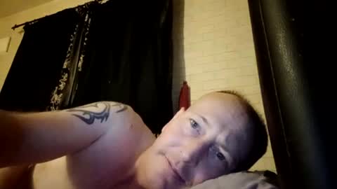 Snapshot of sd83 chatting on July 20, 9:17 pm sd83 online show from July 20, 9:17 pm