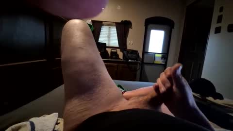 Snapshot of sdkt415 chatting on January 10, 1:57 pm Hornyallday online show from January 10, 1:57 pm