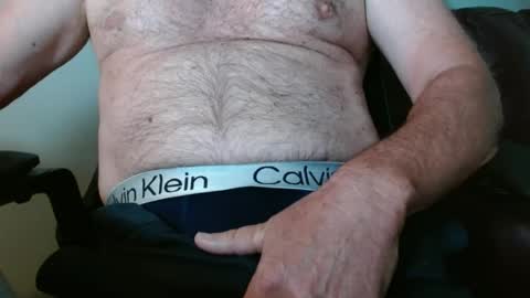 Snapshot of sdodgerxx chatting on June 26, 1:37 pm sdodgerxx online show from June 26, 1:37 pm