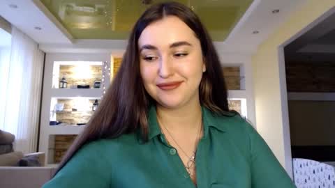 Snapshot of sea_cocktail chatting on January 3, 11:35 am Elizabeth  online show from January 3, 11:35 am