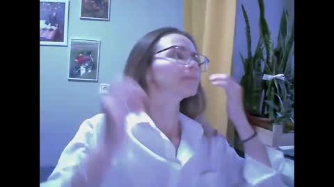 SEA Dream online show from November 14, 3:49 am