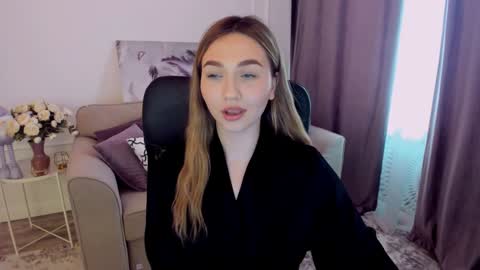 Kate online show from December 3, 9:11 am