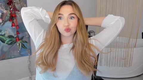 Kate online show from January 12, 7:32 am