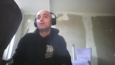 Sean online show from April 19, 6:10 pm