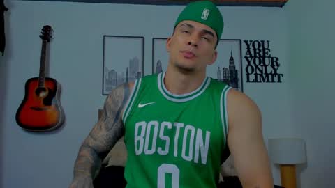 Sean Carrera online show from January 10, 8:26 pm