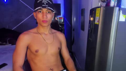 Sean Scoth online show from February 19, 2:44 am